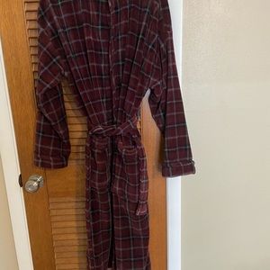 Croft and Barrow warm men’s rob